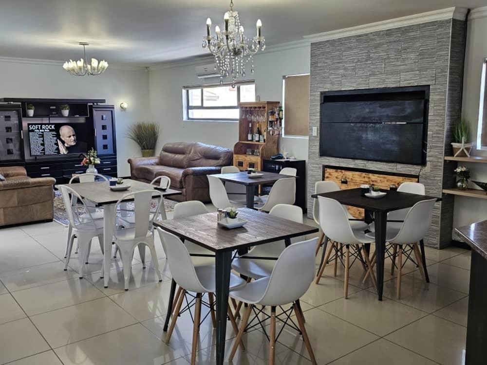 Carlo'S Boutique Guesthouse ولفس بي المظهر الخارجي الصورة